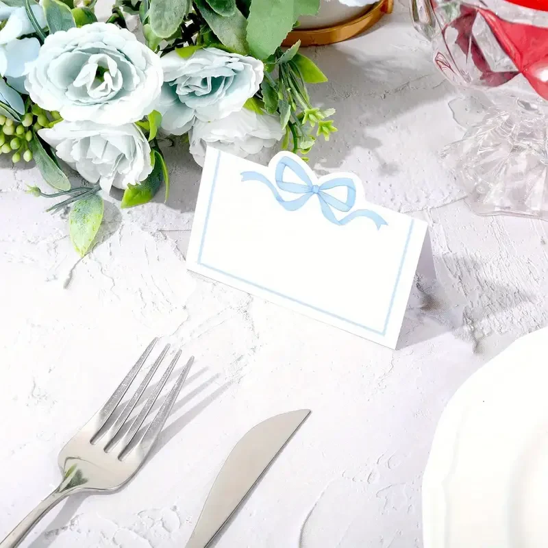 Carta de masa pentru nume cu design bant roz 5